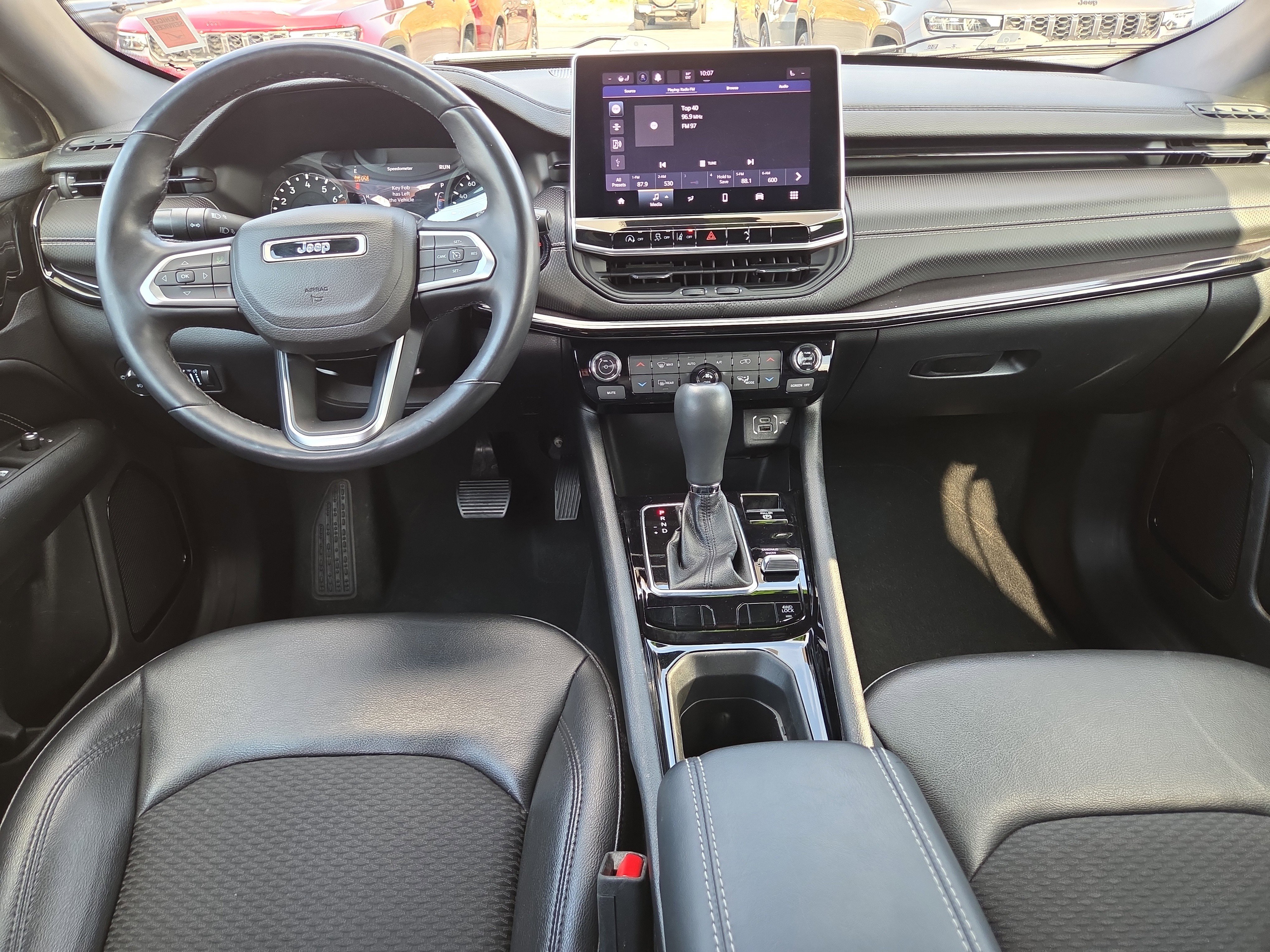 Used 2022 Jeep Compass Altitude w/ Convenience Group AWD/4WD image 23