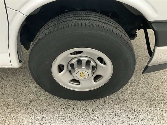 Used 2024 Chevrolet Express 3500 LT w/ LT Preferred Equipment Group image 13