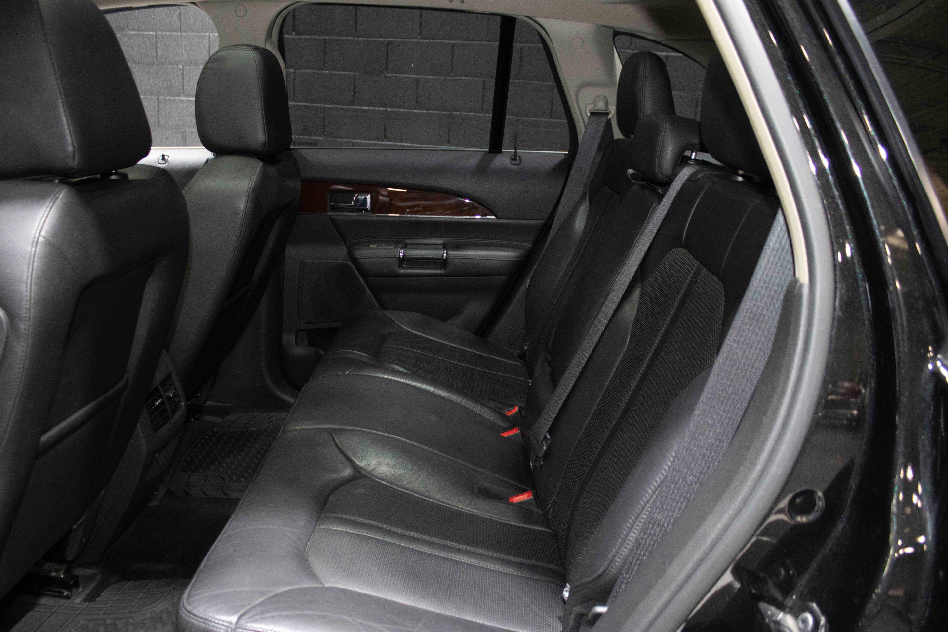 Used 2014 Lincoln MKX AWD w/ Olive Ash Wood Package image 34