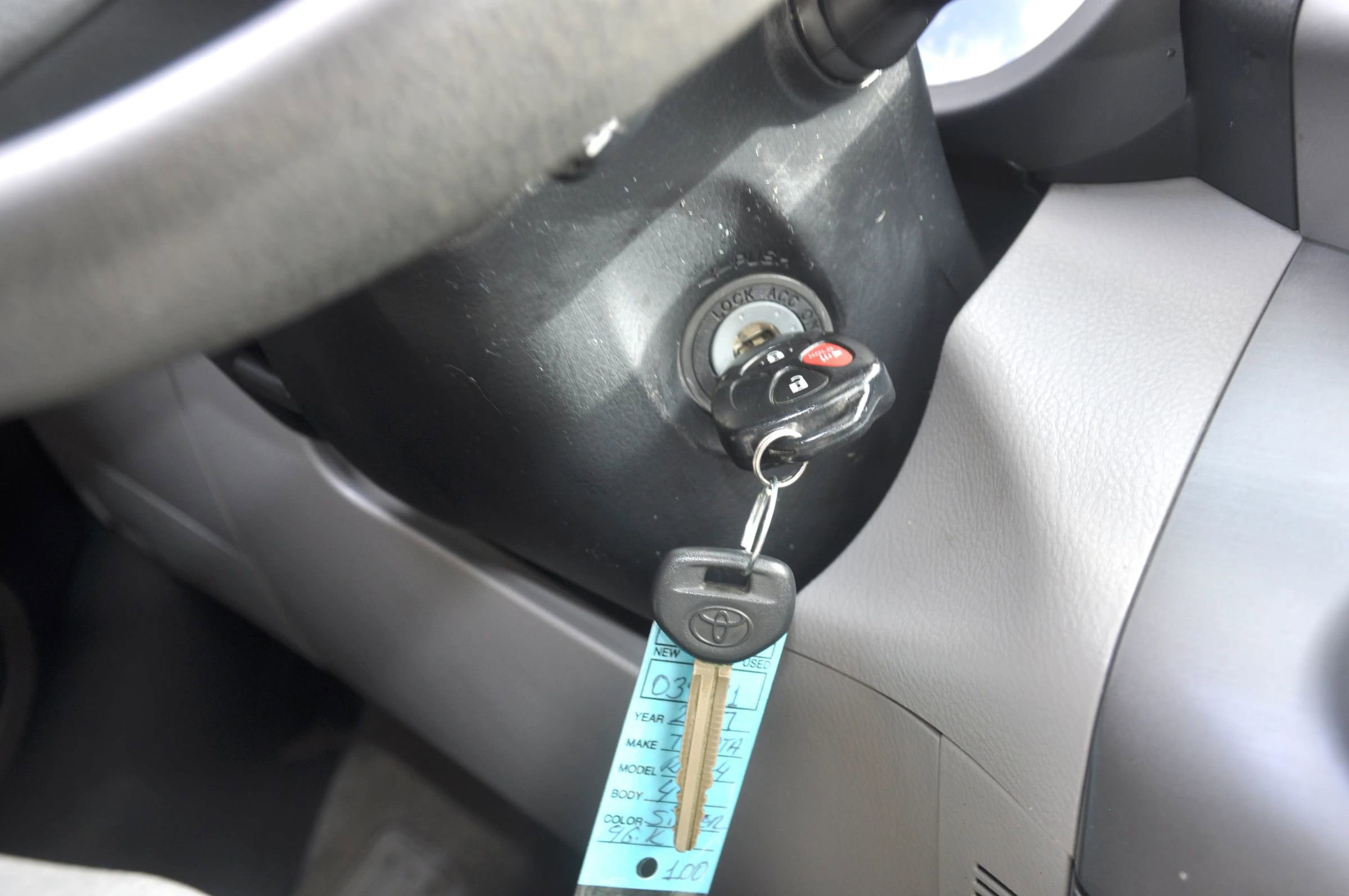 Used 2007 Toyota RAV4 2WD image 30