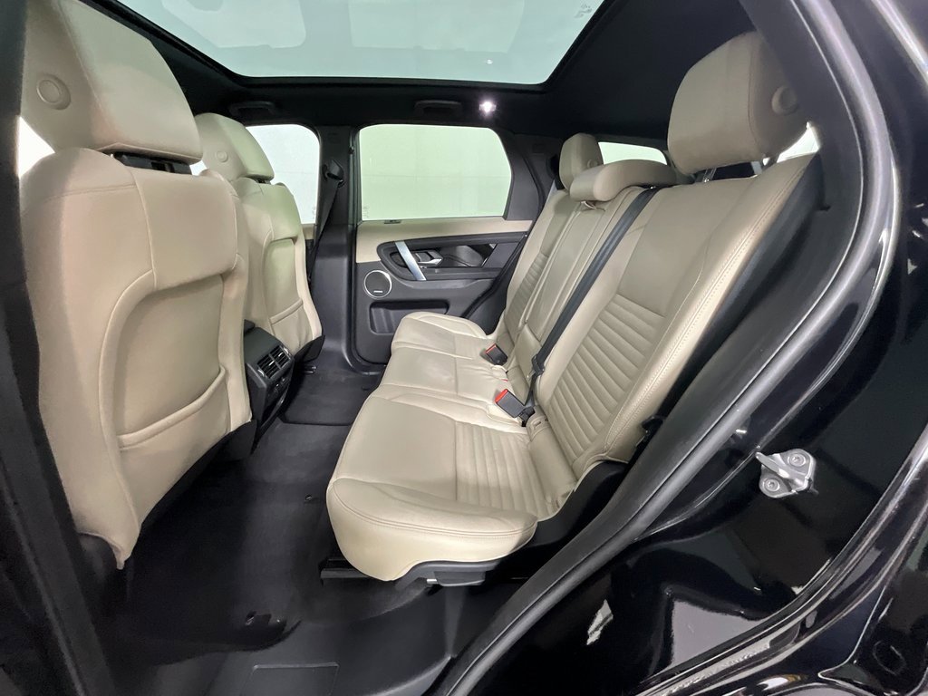 Used 2021 Land Rover Discovery Sport S image 26
