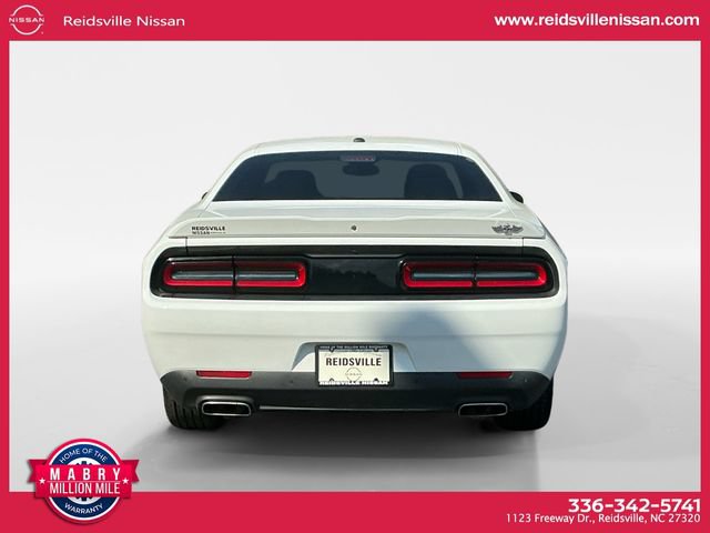Used 2022 Dodge Challenger GT AWD/4WD image 5