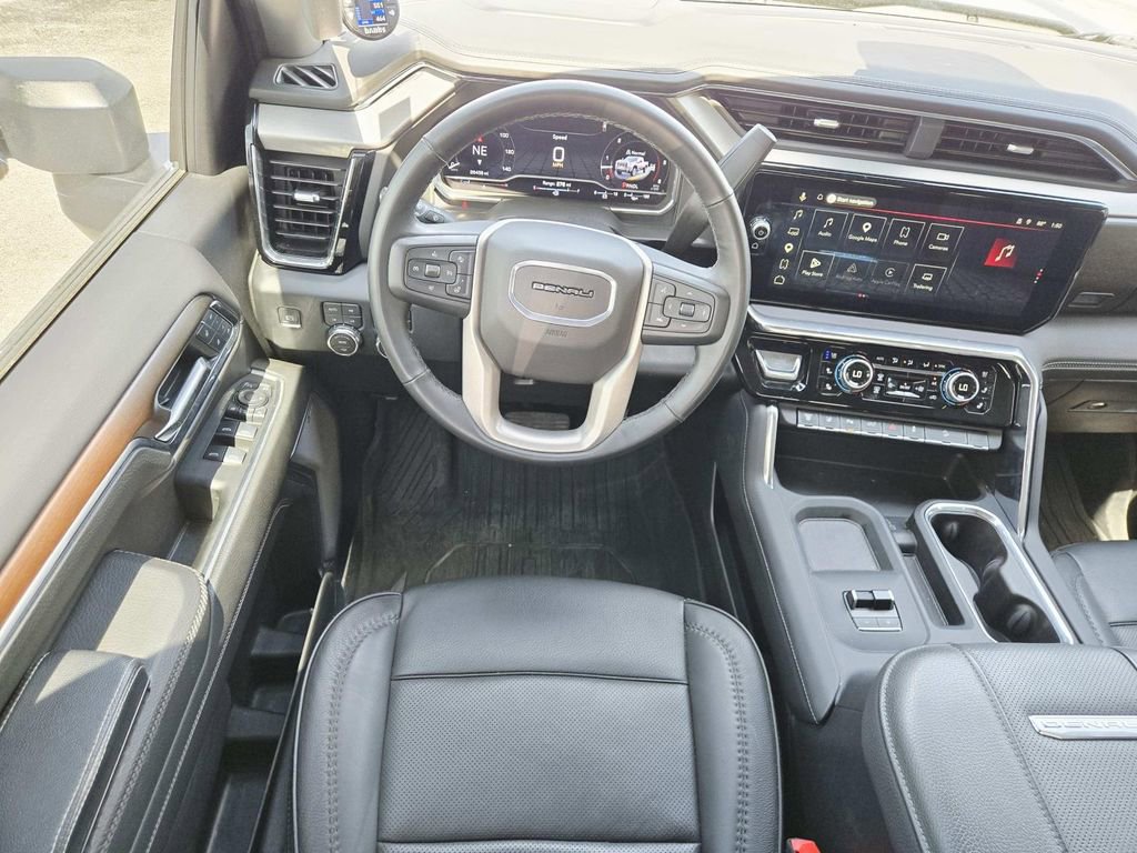 Used 2024 GMC Sierra 3500 Denali w/ Denali Reserve Package AWD/4WD image 11