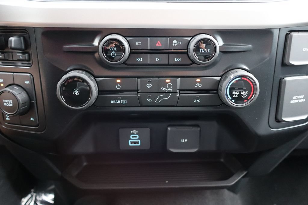 New 2026 Ford F350 XLT w/ 360-Degree Camera Package AWD/4WD image 10
