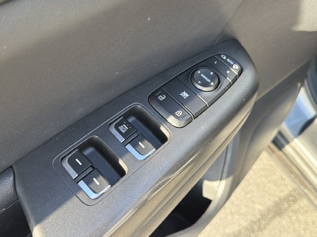 Used 2020 Kia Sportage S AWD/4WD image 22