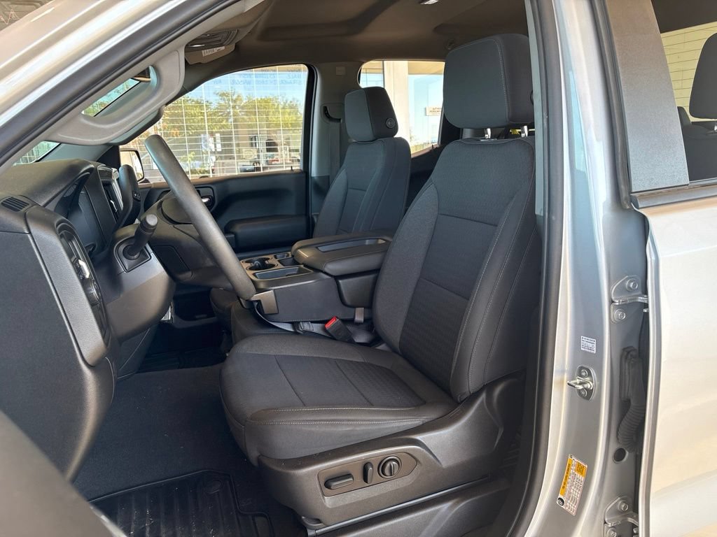 Used 2022 Chevrolet Silverado 1500 Custom RWD image 9
