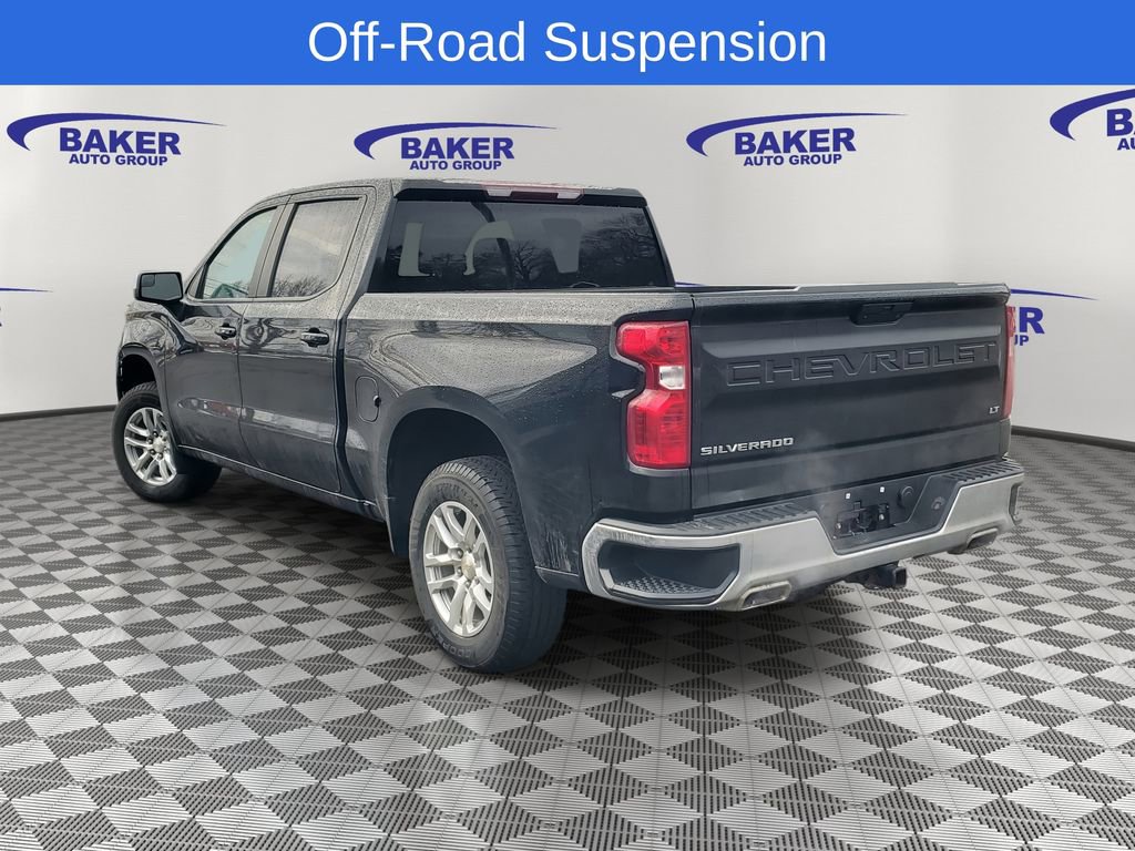 Used 2022 Chevrolet Silverado 1500 LT w/ Z71 Off-Road Package AWD/4WD image 3