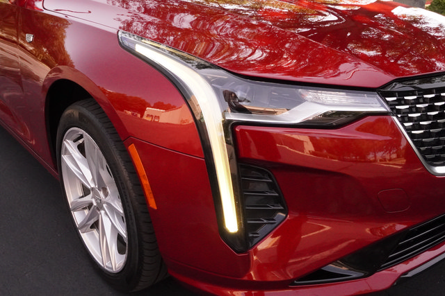 Used 2023 Cadillac CT4 Luxury w/ Sun And Sound Package AWD/4WD image 30