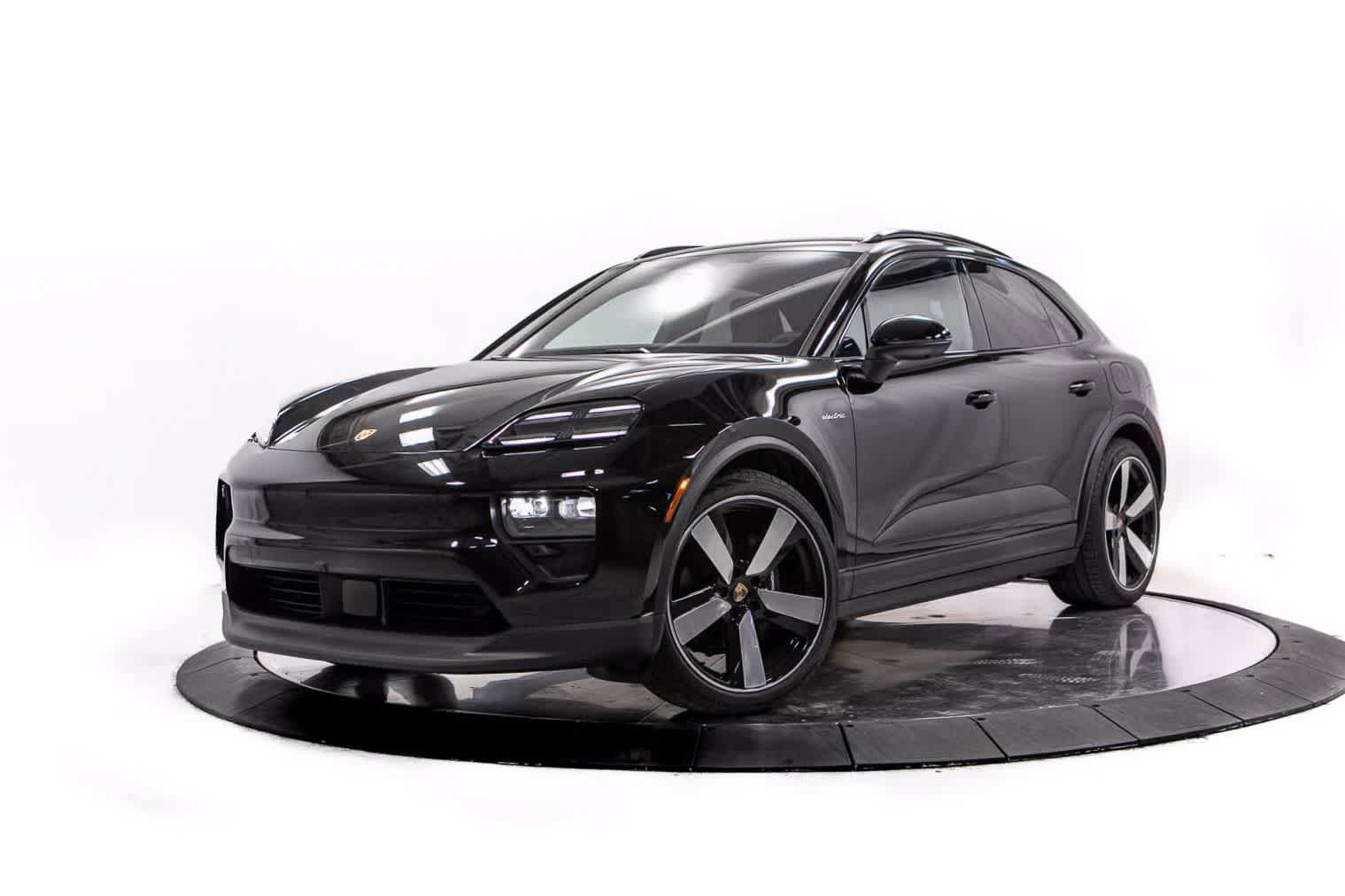 Certified 2025 Porsche Macan 4 Electric AWD/4WD image 1