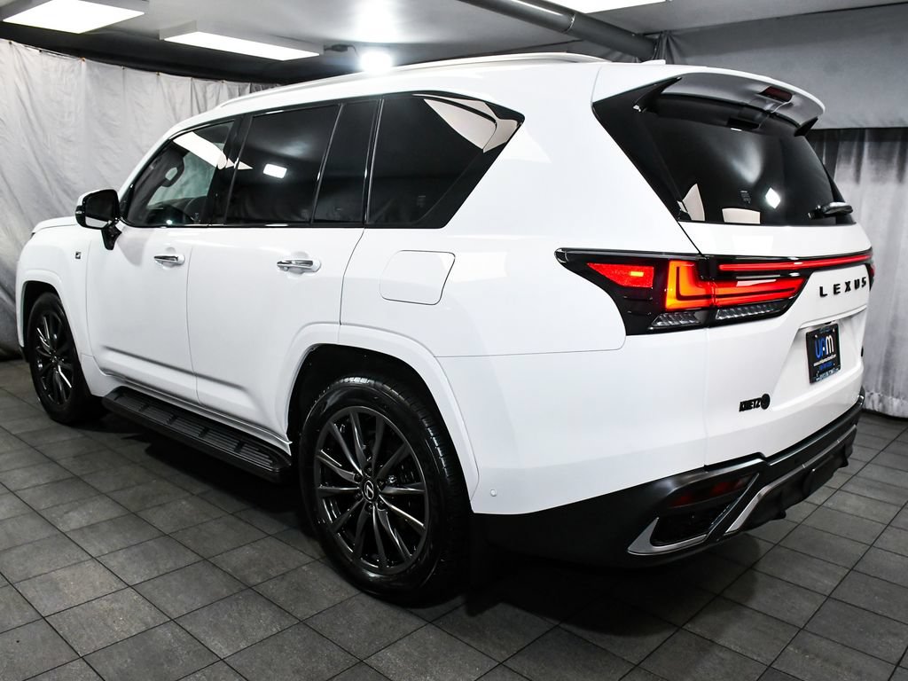Used 2025 Lexus LX 700h F Sport AWD/4WD image 4