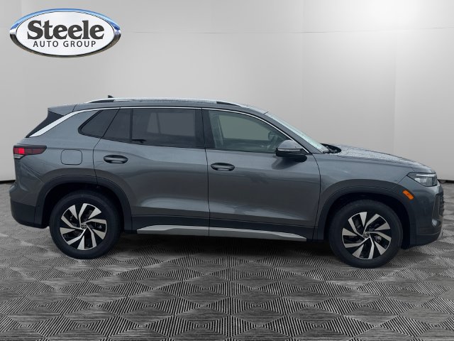 New 2026 Volkswagen Tiguan S FWD image 6