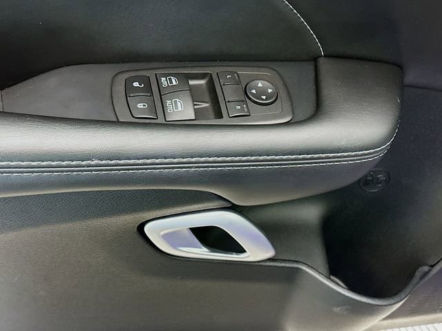 Used 2023 Dodge Challenger R/T w/ Plus Package image 17