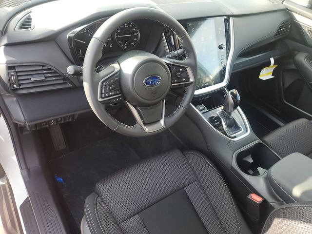 Used 2025 Subaru Outback Premium w/ Popular Package #1A AWD/4WD image 19