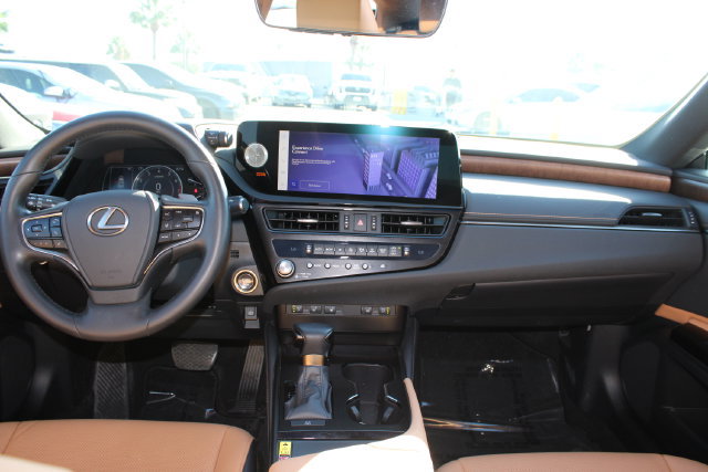 Certified 2023 Lexus ES 350 w/ Premium Package FWD image 10