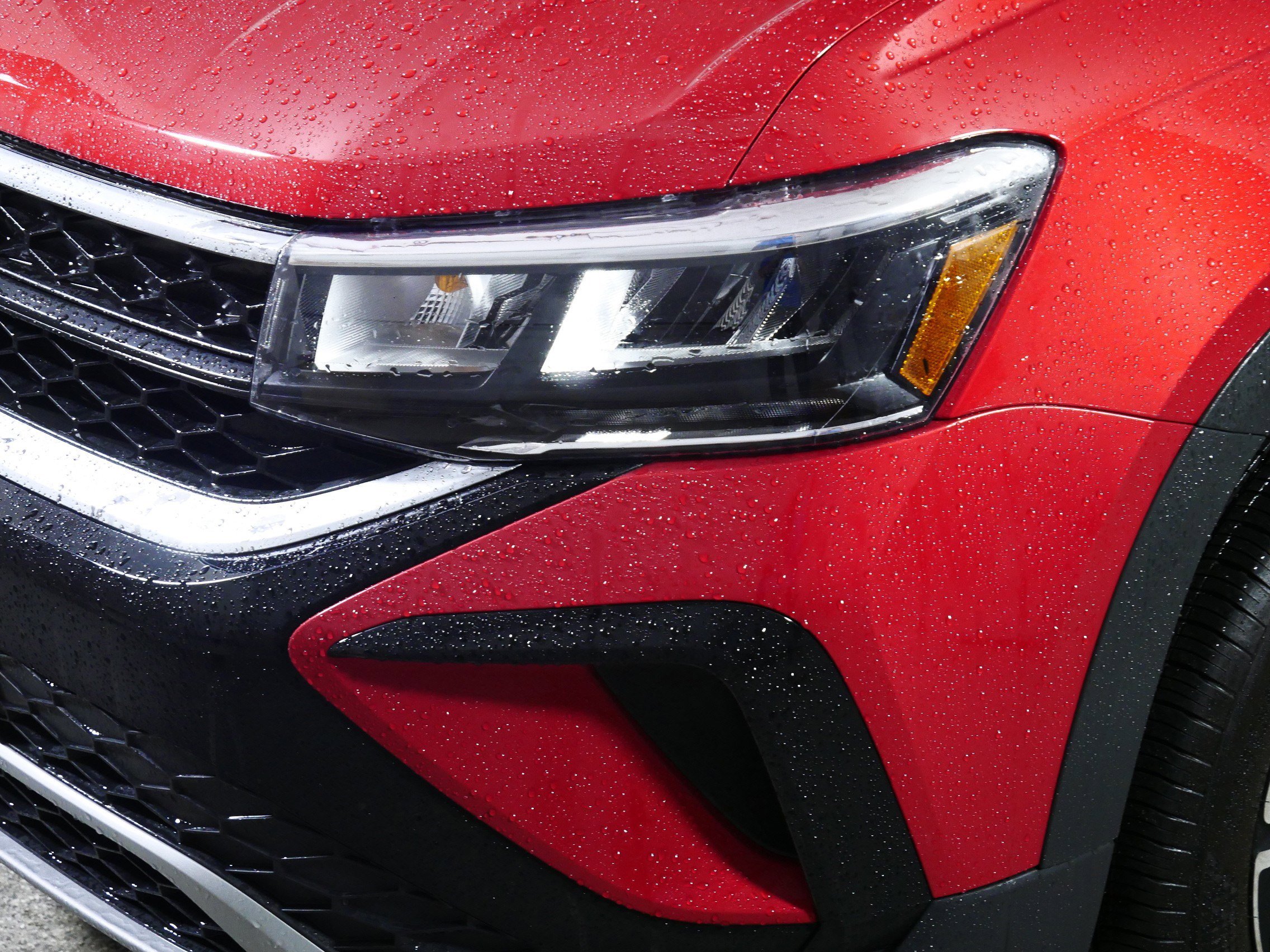 Used 2024 Volkswagen Taos SE image 16