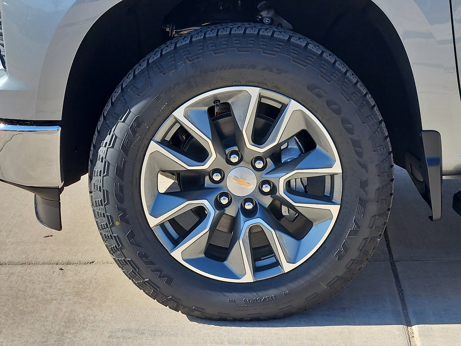 New 2026 Chevrolet Silverado 1500 LT w/ Z71 Off-Road Package AWD/4WD image 9