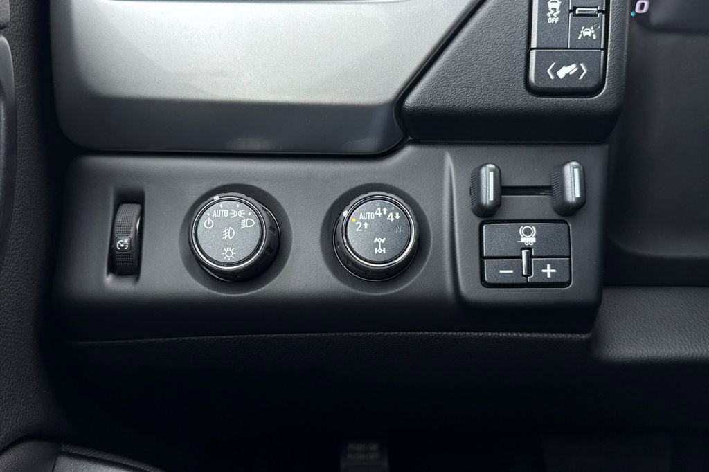 Used 2020 Chevrolet Tahoe LT w/ Luxury Package image 34