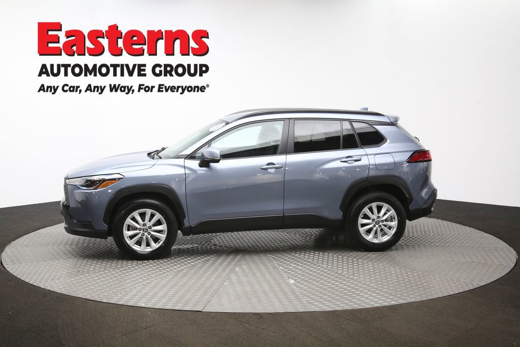 Used 2024 Toyota Corolla Cross LE image 56