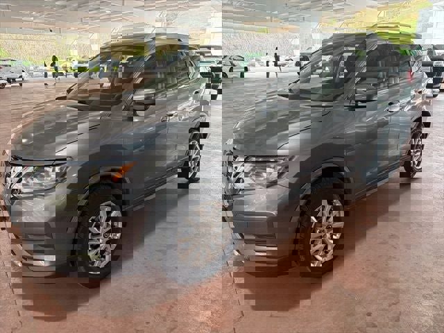 Used 2019 Nissan Rogue S w/ Special Edition Package image 3