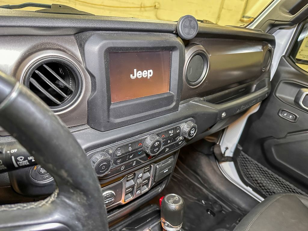 Used 2020 Jeep Wrangler Unlimited Sport S image 32
