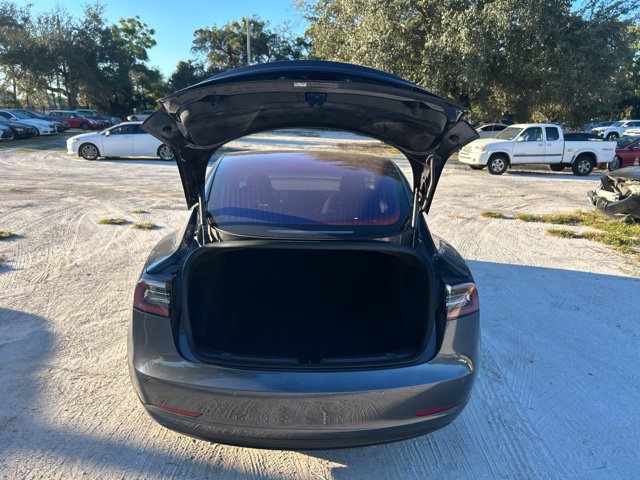 Used 2018 Tesla Model 3 Mid Range RWD image 7
