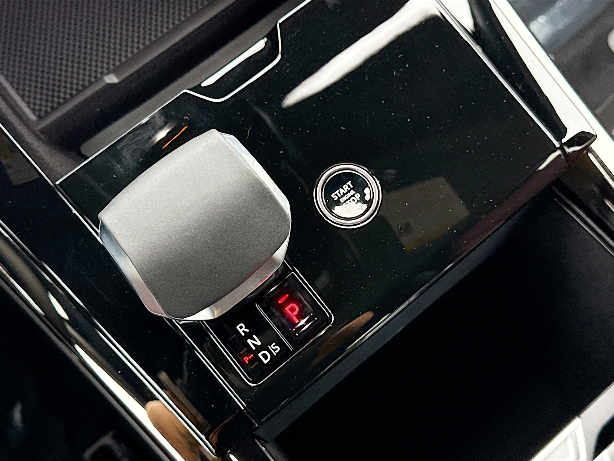 New 2026 Land Rover Range Rover Sport Dynamic SE image 27