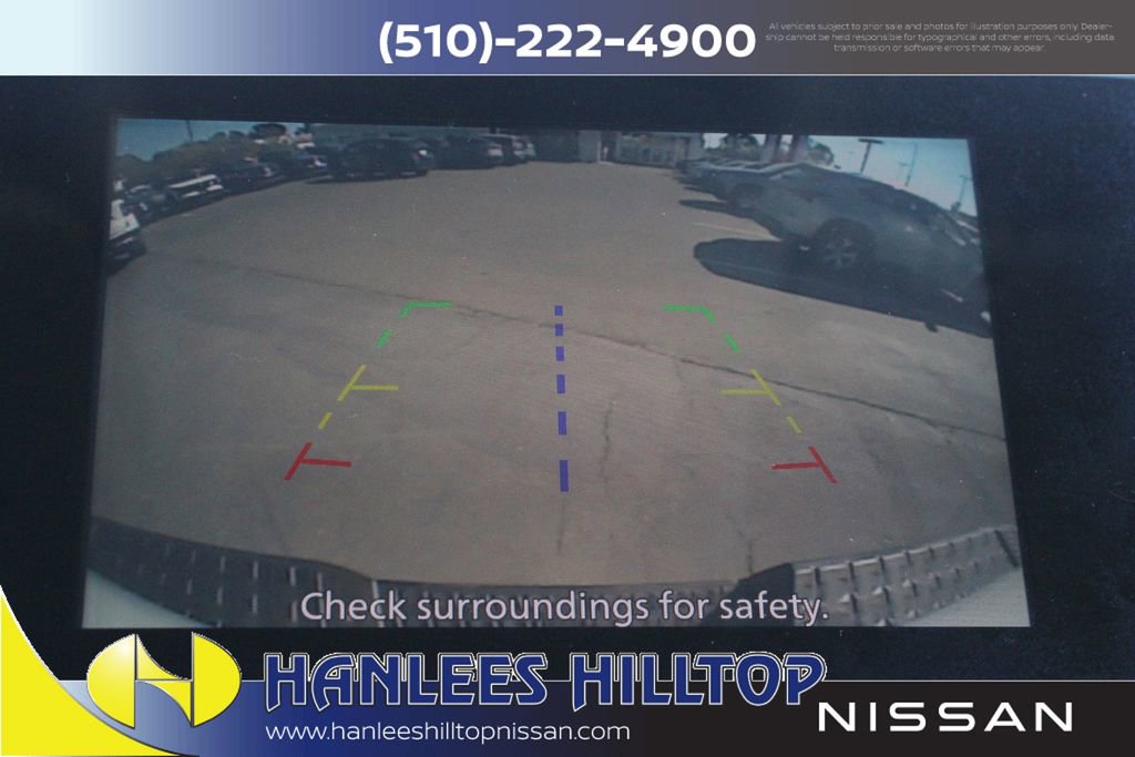 Used 2023 Nissan Titan SV image 23