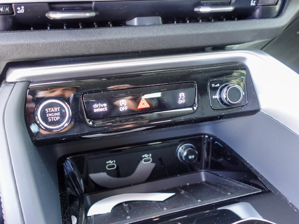New 2026 Audi Q5 Premium Plus AWD/4WD image 18