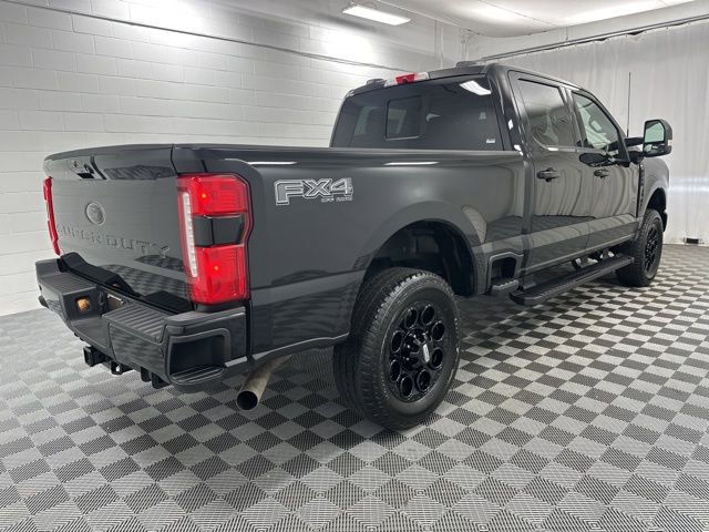 Used 2025 Ford F250 XLT w/ Black Appearance Package image 7