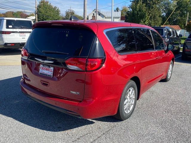 New 2026 Chrysler Voyager LX image 8
