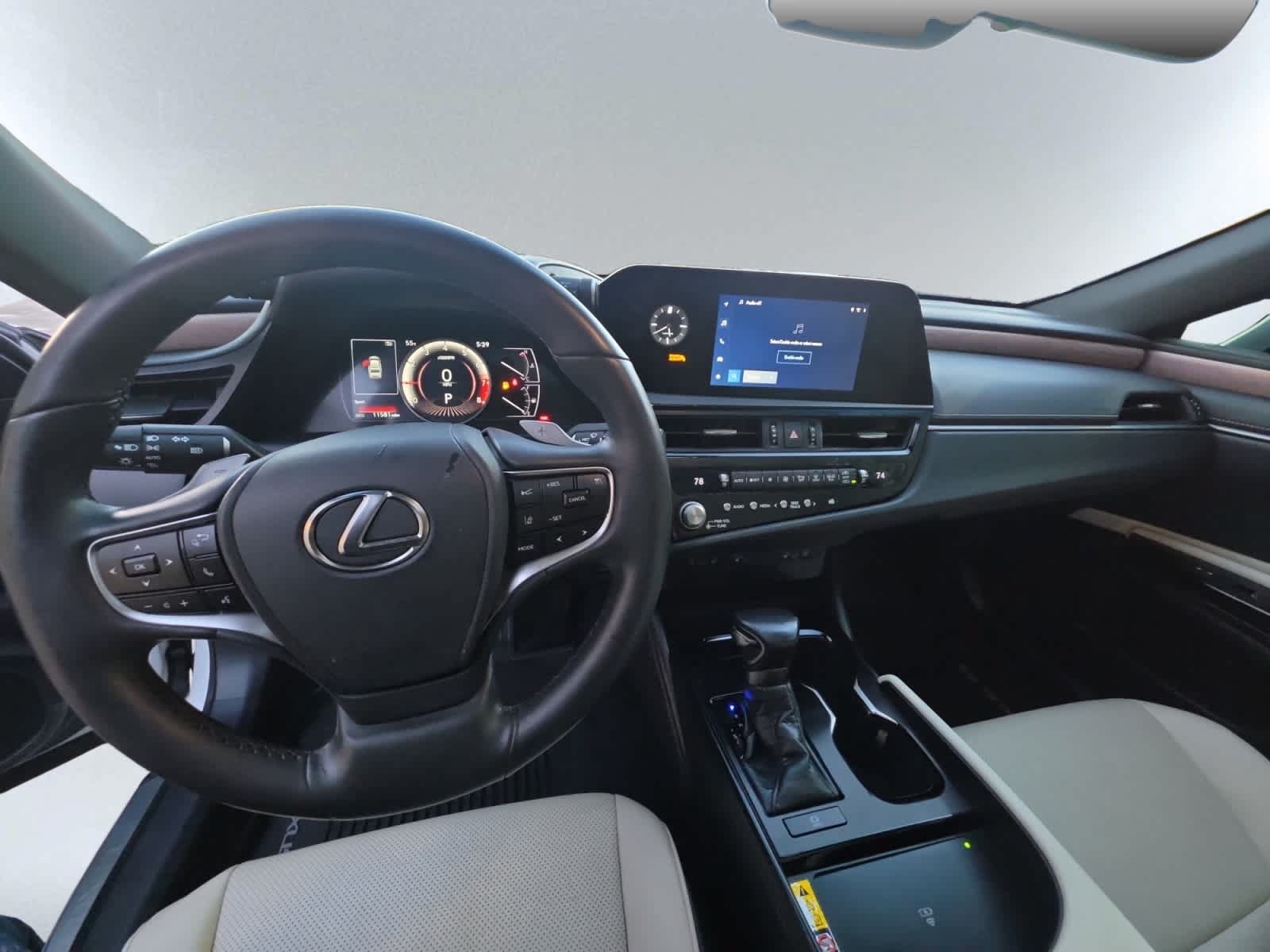 Used 2025 Lexus ES 350 w/ Premium Package FWD image 6