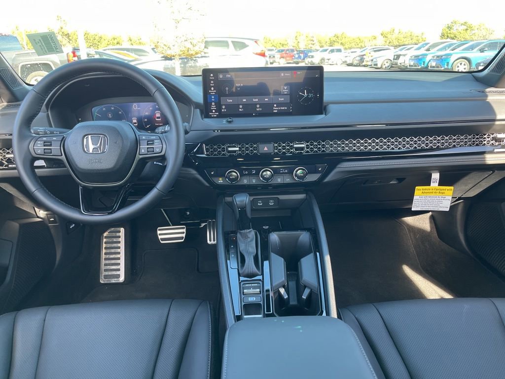Used 2025 Honda Accord Sport image 17