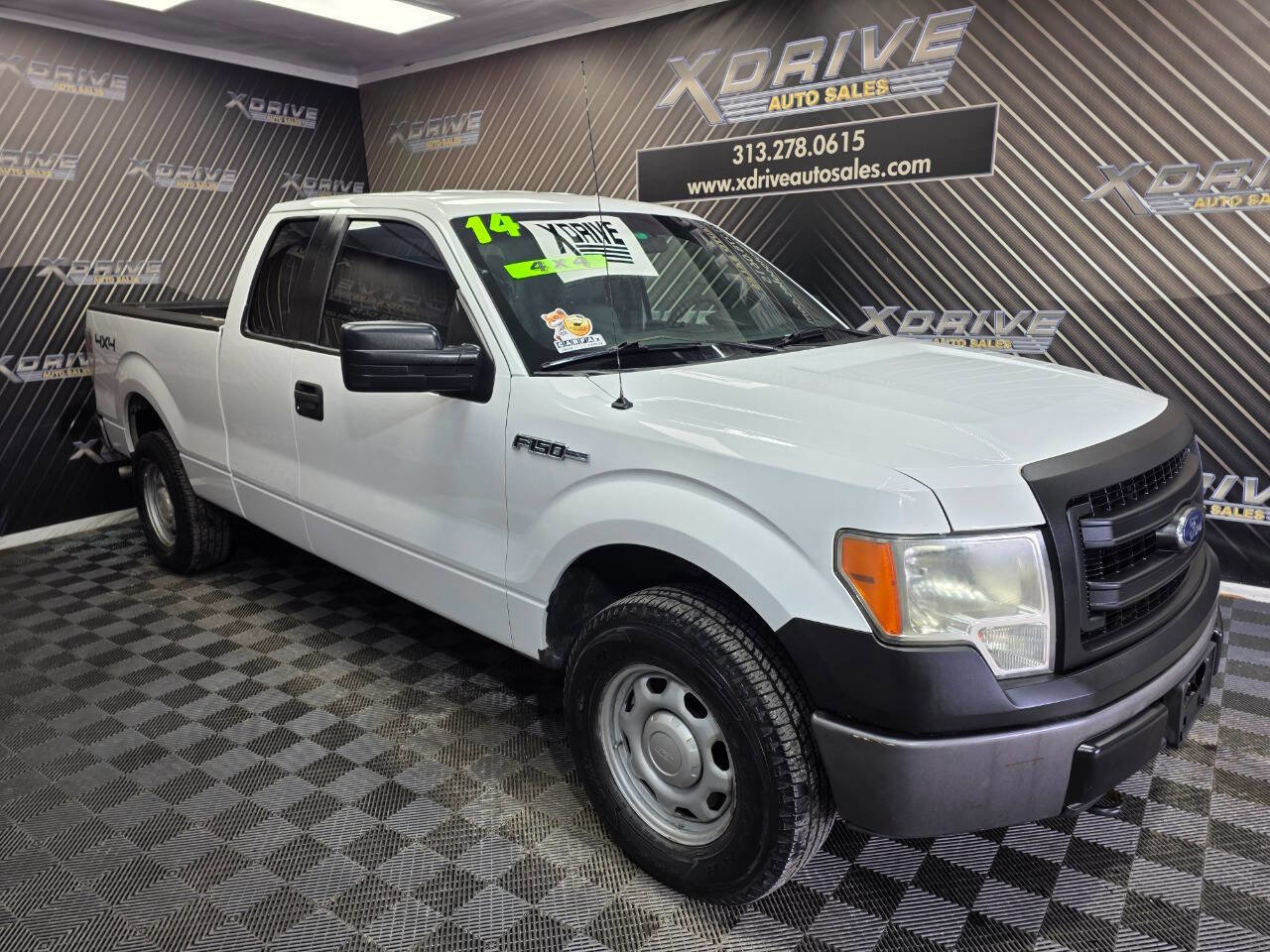 Used 2014 Ford F150 XL w/ Trailer Tow Package image 6