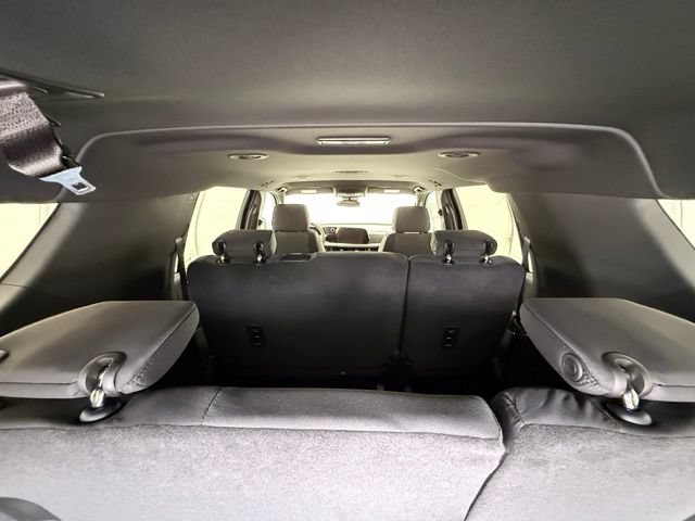 New 2026 Chevrolet Suburban LS w/ Max Trailering Package AWD/4WD image 33