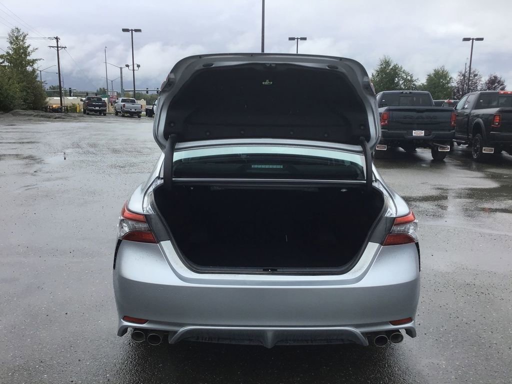 Used 2023 Toyota Camry XSE image 11