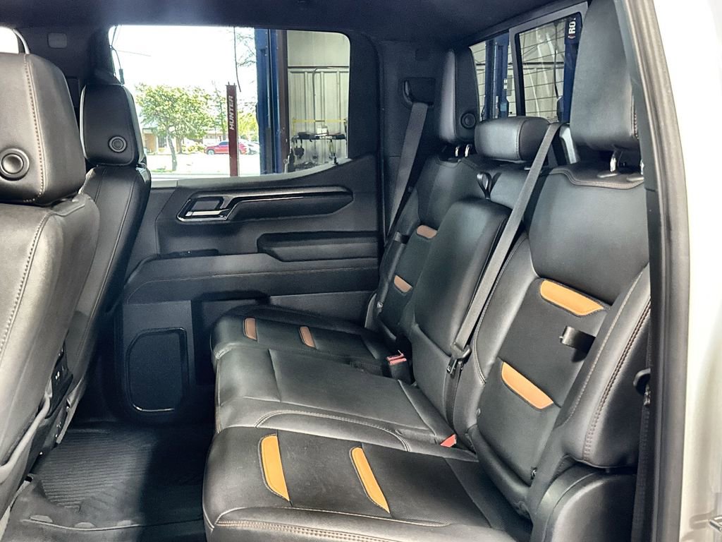 Used 2023 GMC Sierra 1500 AT4 w/ AT4 Premium Package AWD/4WD image 25