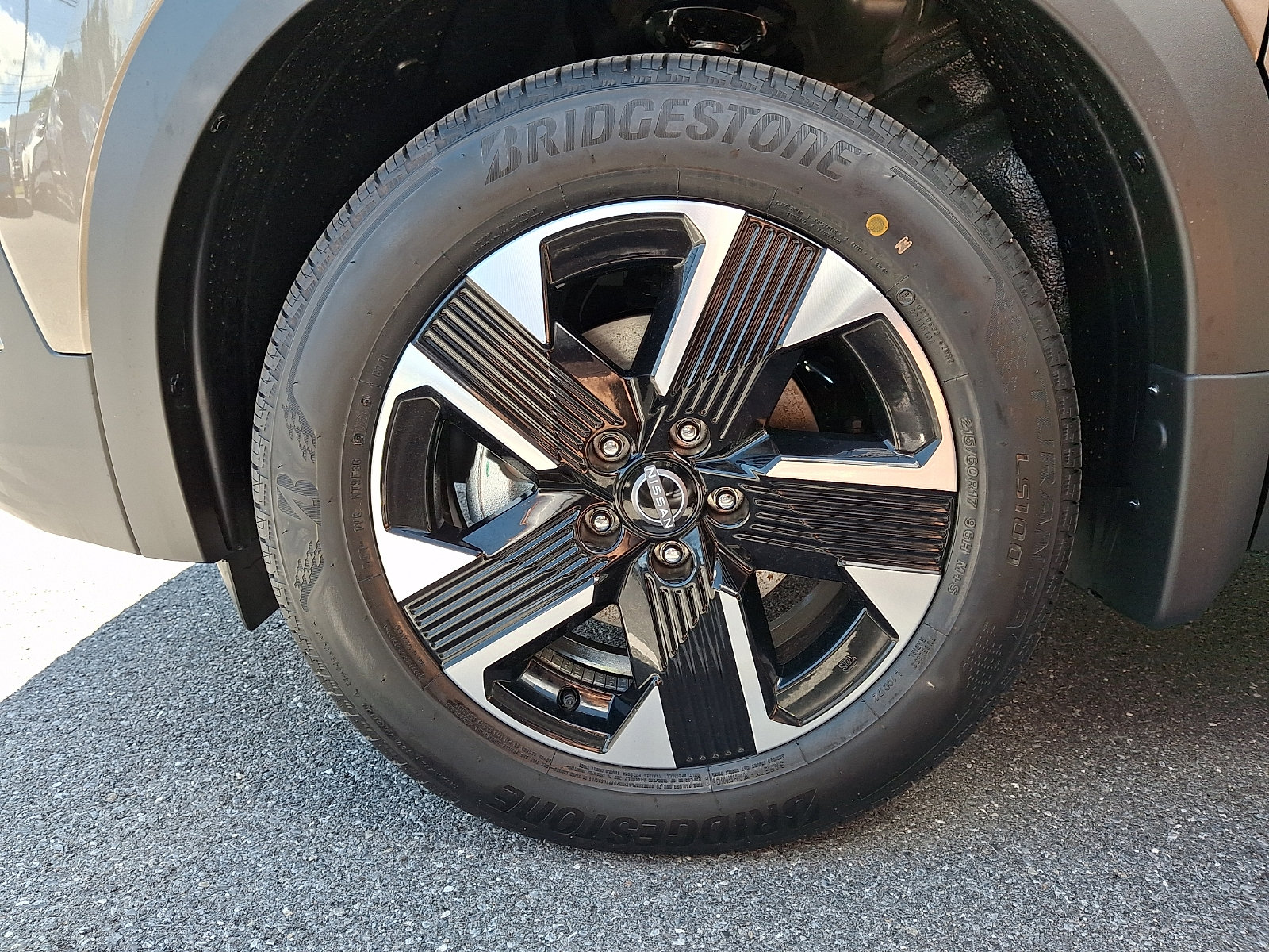 New 2026 Nissan Kicks SV w/ Cold Weather Package AWD/4WD image 4