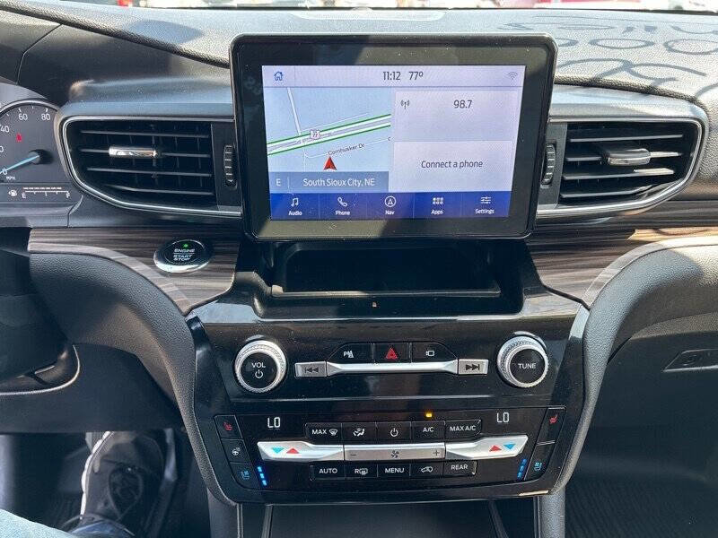 Used 2021 Ford Explorer Limited w/ Equipment Group 301A image 21