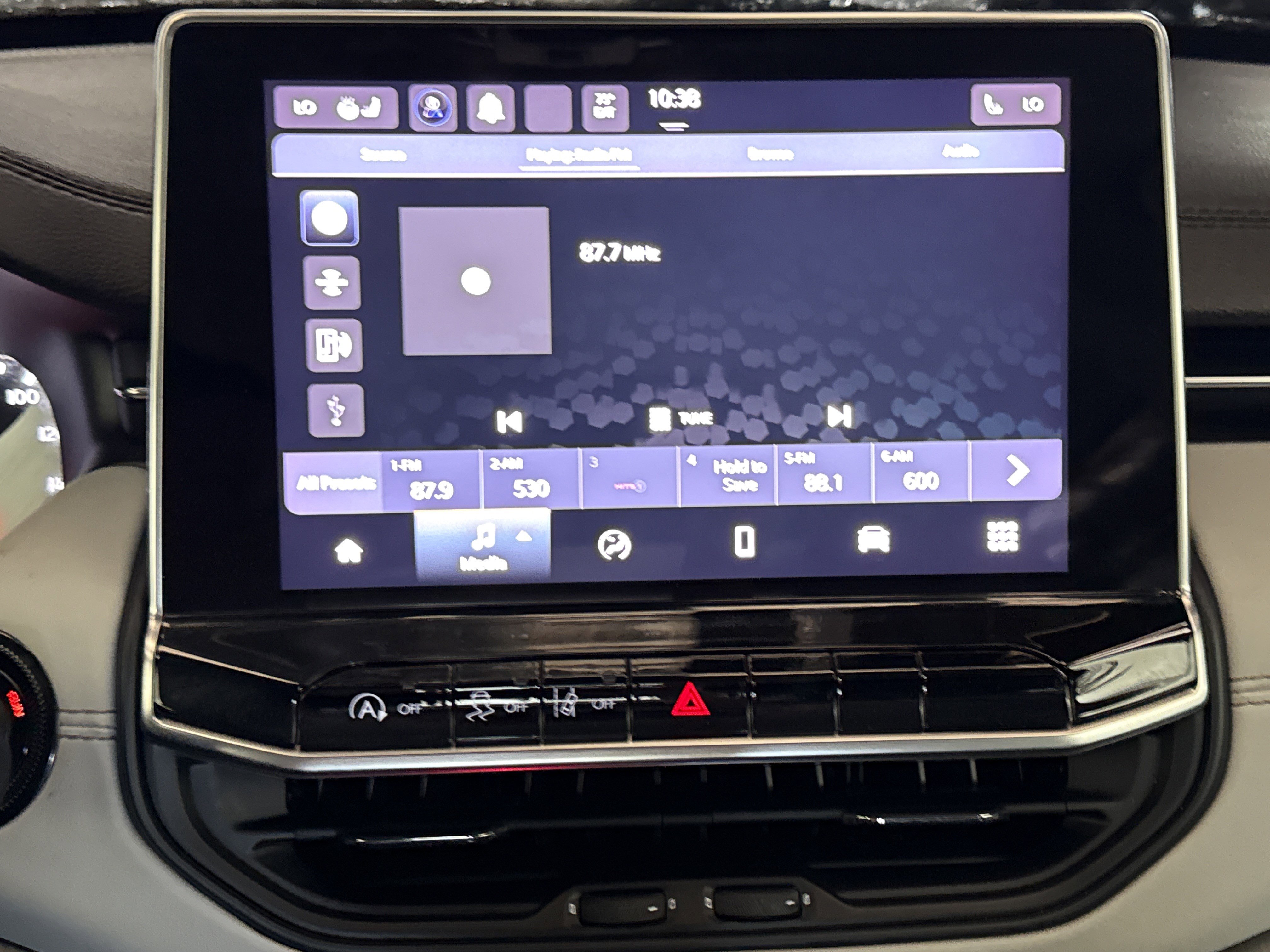 Used 2022 Jeep Compass Limited w/ Sun and Sound Group image 22