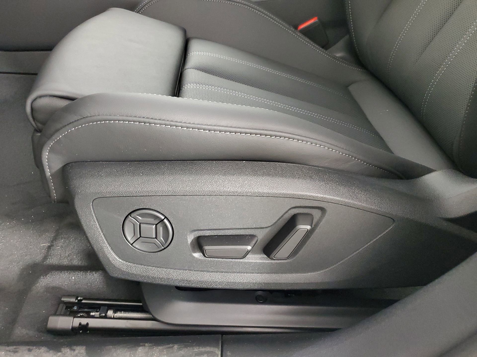 New 2026 Audi A6 Prestige image 29