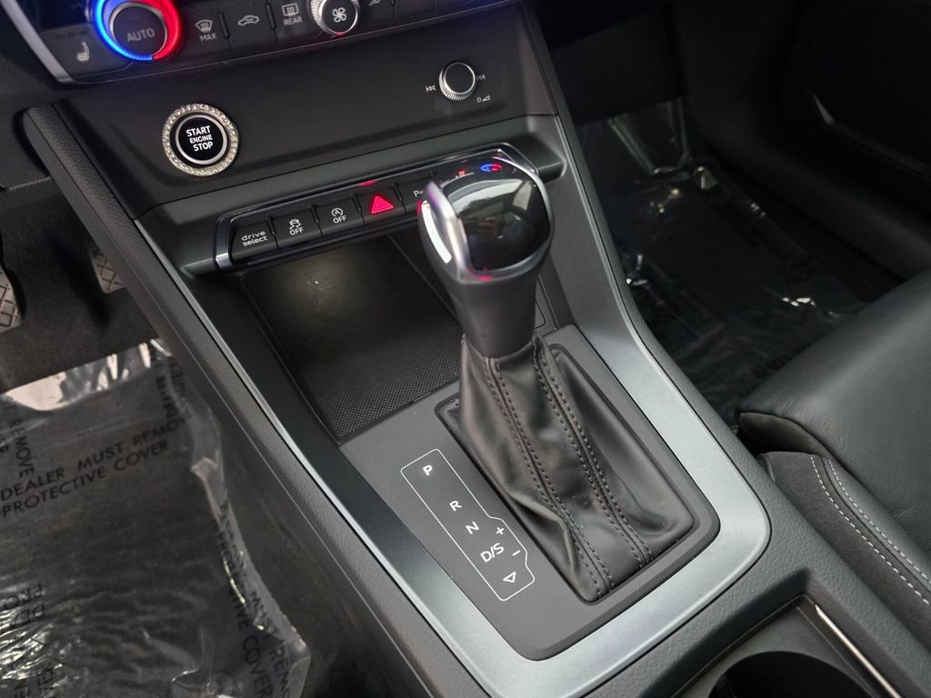 Used 2021 Audi Q3 2.0T Premium w/ Convenience Package image 23