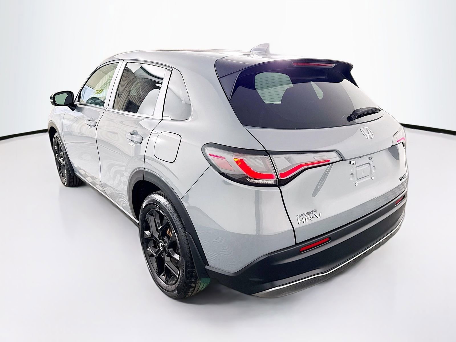 Used 2025 Honda HR-V Sport image 5