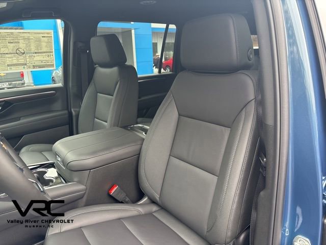 New 2026 Chevrolet Suburban LT w/ Comfort Package image 13