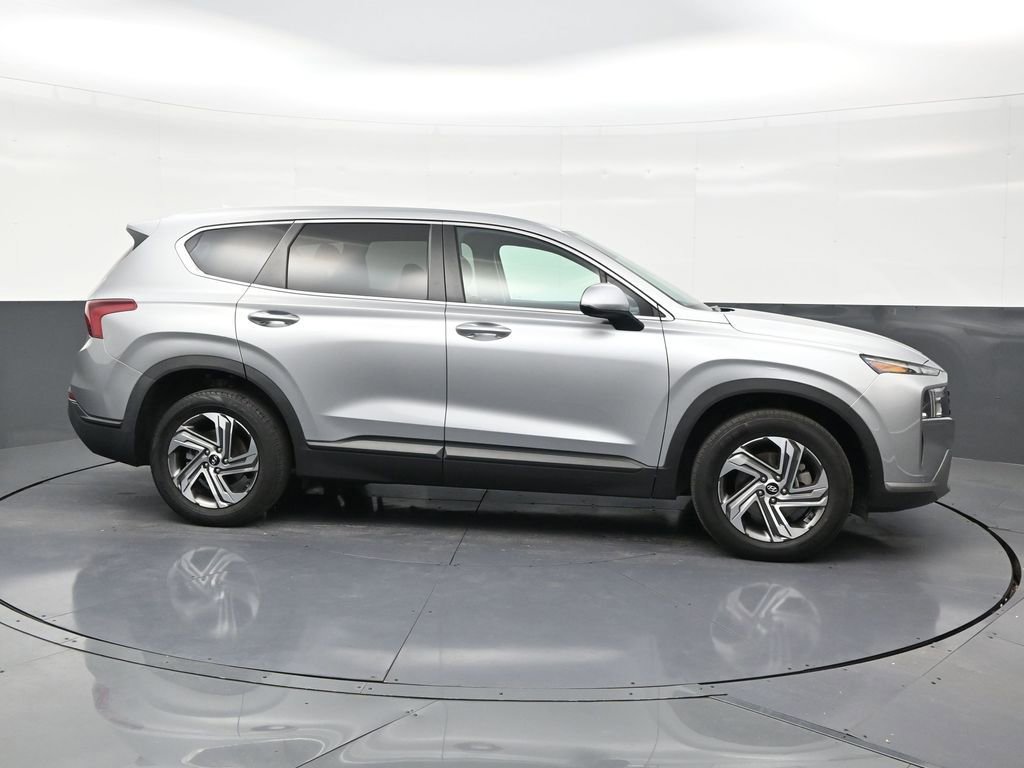 Used 2021 Hyundai Santa Fe SE image 6