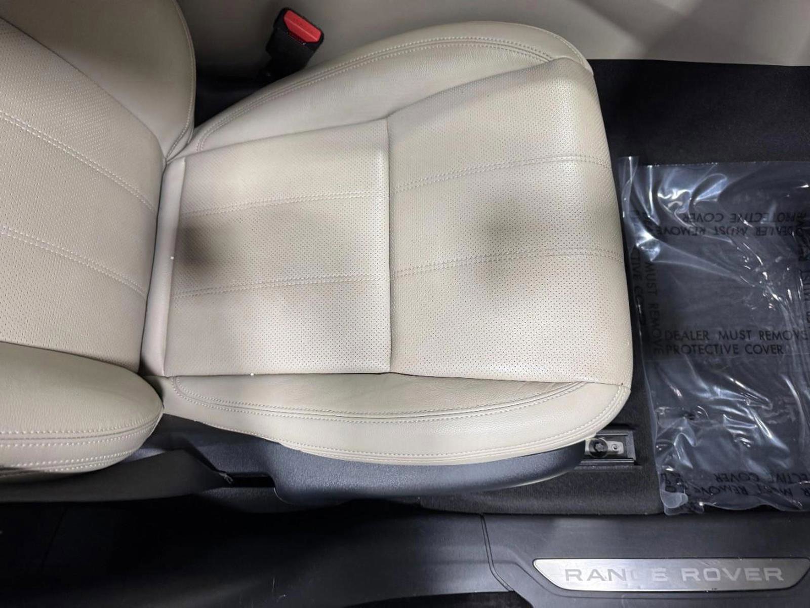 Used 2019 Land Rover Range Rover Velar S image 20