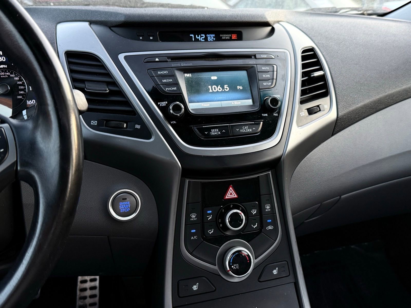 Used 2015 Hyundai Elantra Sport FWD image 28