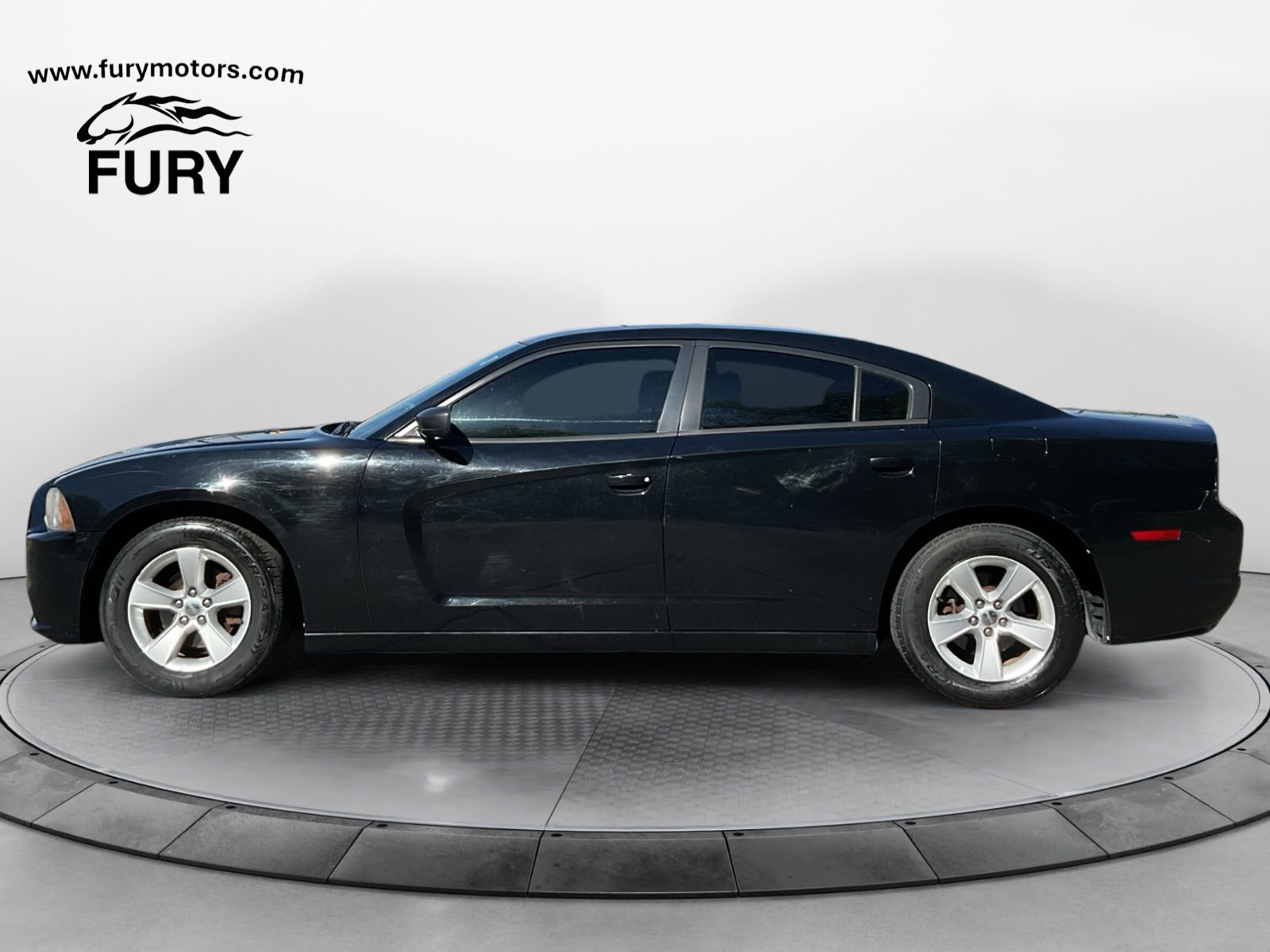Used 2014 Dodge Charger SE RWD image 6