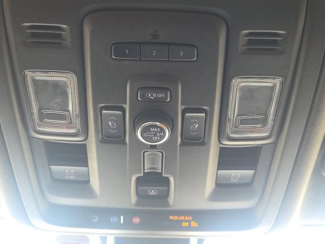 Used 2021 GMC Yukon XL Denali w/ Denali Ultimate Package AWD/4WD image 31
