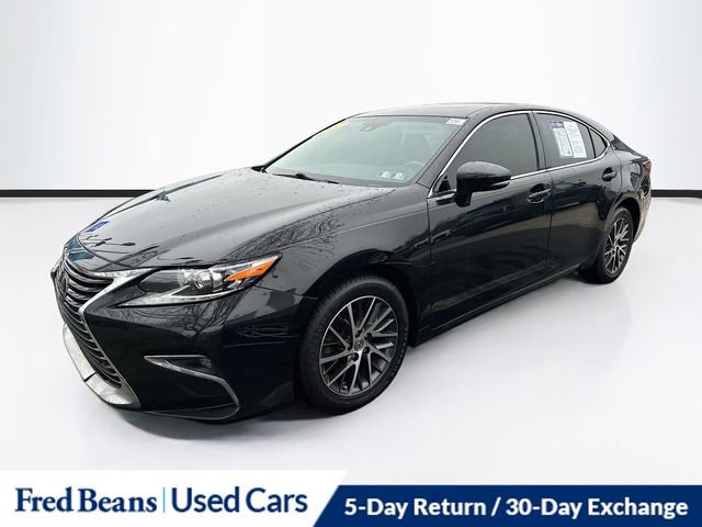 Used 2017 Lexus ES 350 w/ Navigation System Package FWD image 3
