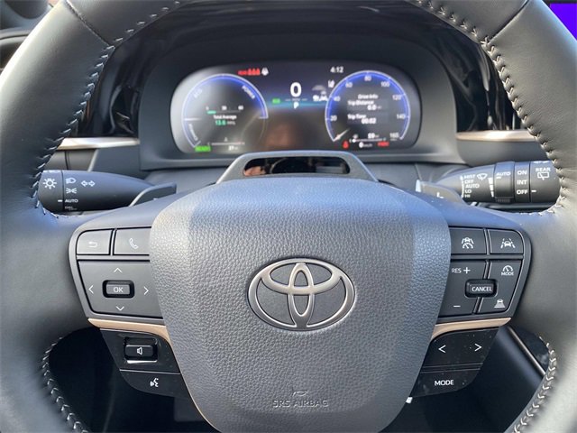 New 2025 Toyota Crown Signia image 13